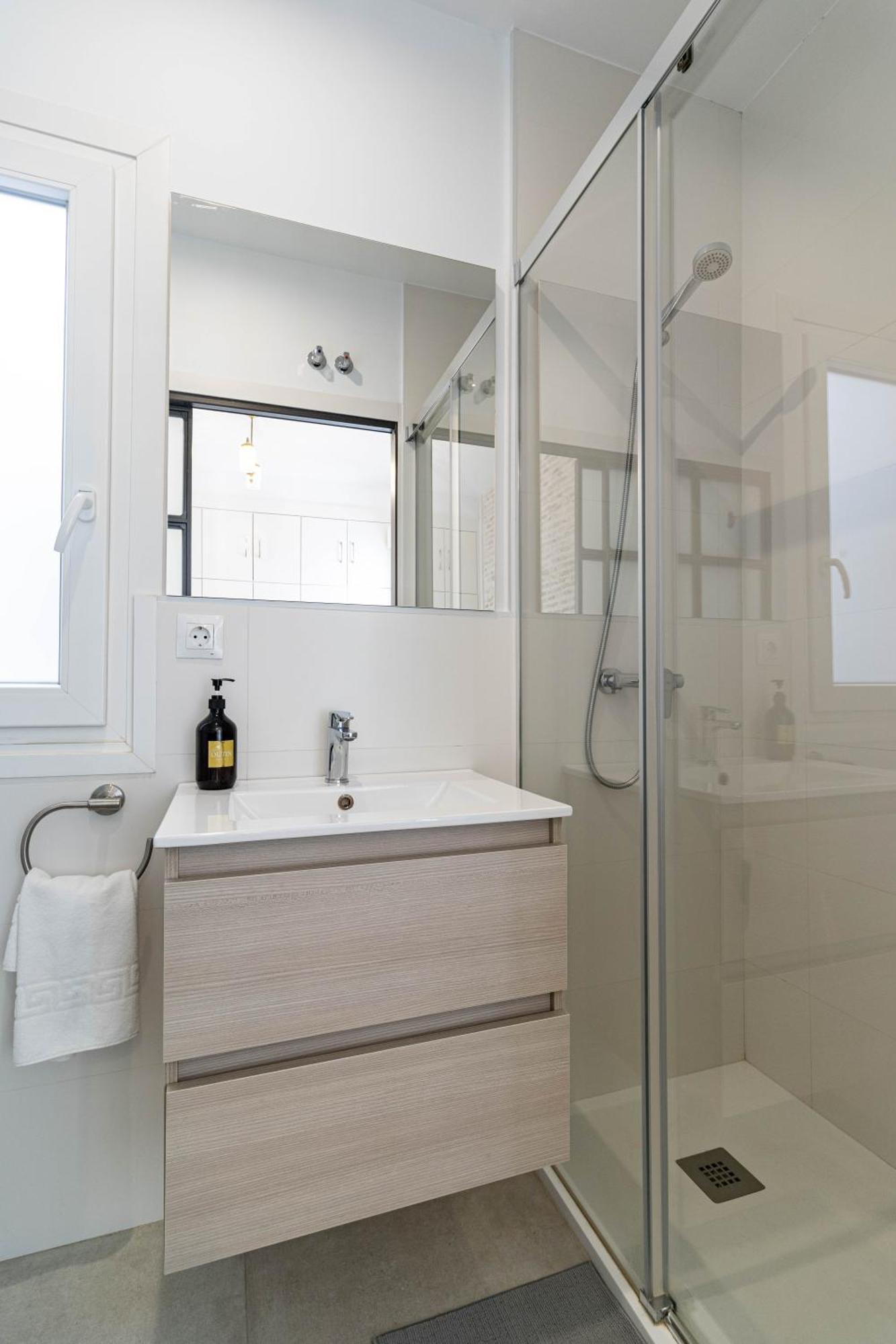 Апартаменты Sepulveda, Moderno Apartamento By Outin Севилья Экстерьер фото