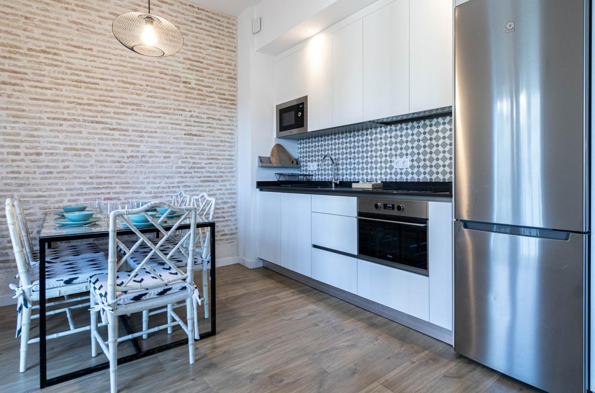 Апартаменты Sepulveda, Moderno Apartamento By Outin Севилья Экстерьер фото